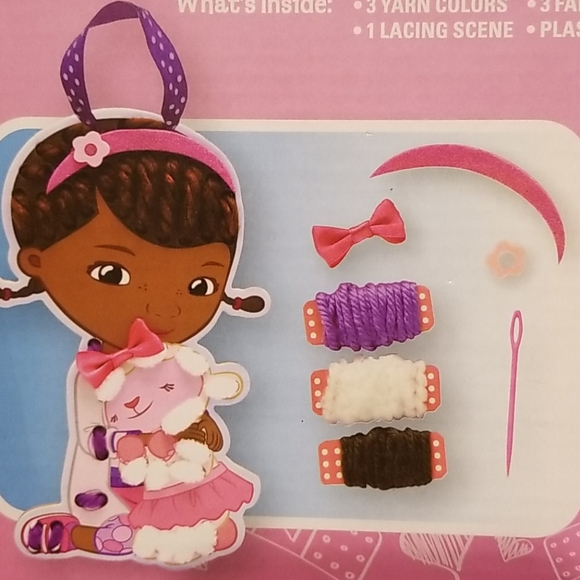 Nwt ! Doc McStuffins fun to lace activity - Picture 2 of 4